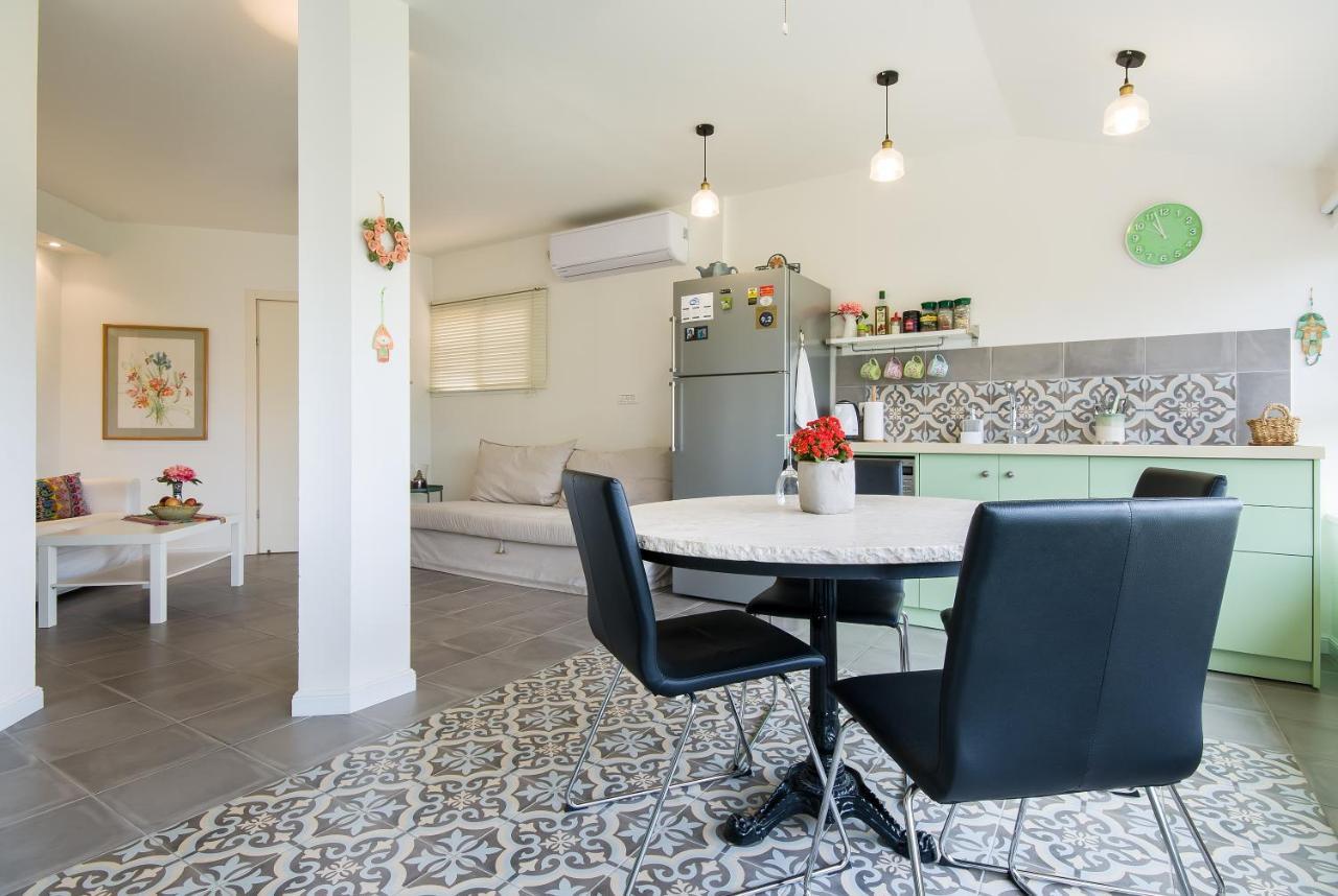 Homey Suite In Zichron Yaakov Зихрон-Яаков Экстерьер фото